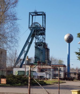 Další šachta končí. Státní podnik Diamo zasypal jámu u Karvinského moře, areál závodu čeká demolice Dul-Darkov-pomocny-zavod